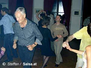 Salsa im Schloss Wachendorf bei Euskirchen