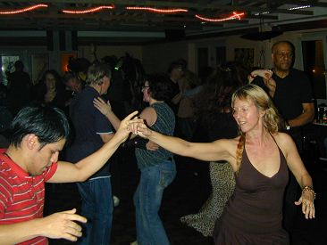 Bremen: Salsa in der Tanzakademie