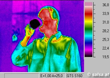 infrared image / thermographic foto / thermal picture: somebody (that�s me ;o) drinking a cold beverage