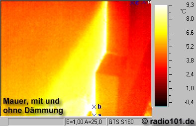 Wärmebilder: Mauer mit und ohne Wärmedämmung - Infrarotaufnahme / Wärmebild / Thermografische Aufnahme
